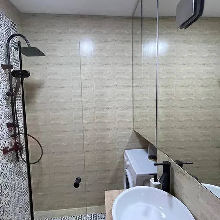 Romantic Riverview Apartment Bucharest
